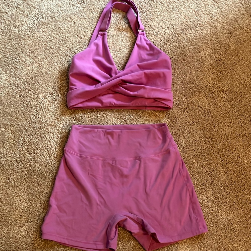 BuffBunny Women's Shorts and Top Set - Pink